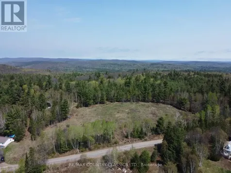446 Biernacki Mountain Road Madawaska Valley ON K0J 1B0