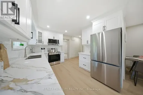 14 Bond Street West Brantford ON N3R 4G5