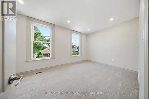 14 Bond Street West Brantford ON N3R 4G5