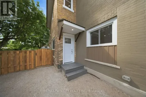 14 Bond Street West Brantford ON N3R 4G5