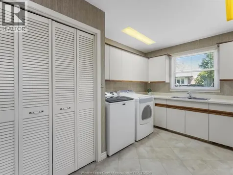 20 Branton Drive Leamington ON N8H 4A4