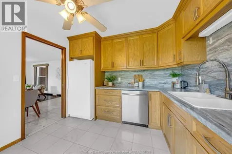 32 Alderton Street Leamington ON N8H 4N8