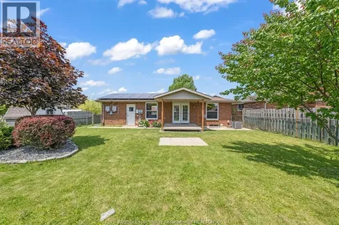 32 Alderton Street Leamington ON N8H 4N8