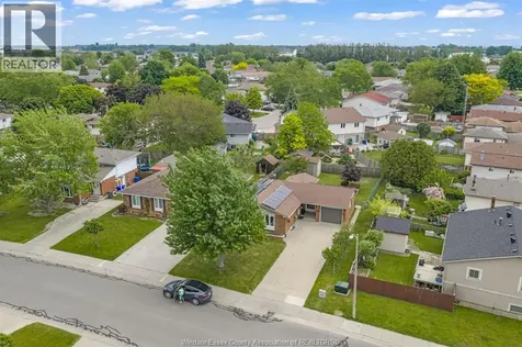 32 Alderton Street Leamington ON N8H 4N8