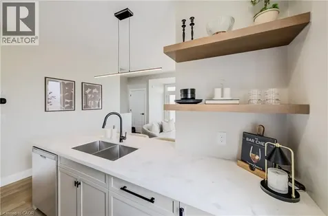 210 Heritage Drive Kitchener ON N2B 3J6