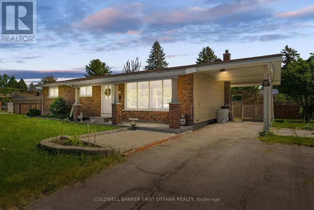 49 Higwood Drive Ottawa ON K2E 5K9