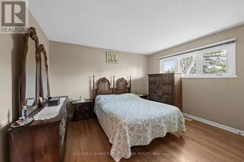 49 Higwood Drive Ottawa ON K2E 5K9