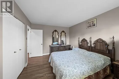 49 Higwood Drive Ottawa ON K2E 5K9