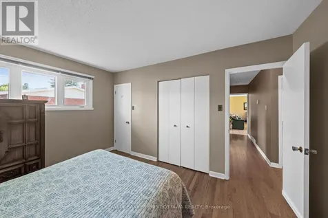 49 Higwood Drive Ottawa ON K2E 5K9