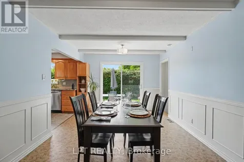 39 Hadley Circle Ottawa ON K2H 6P1