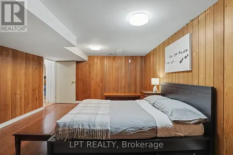 39 Hadley Circle Ottawa ON K2H 6P1