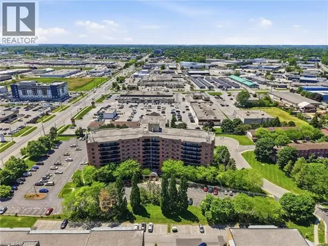 9 Bonheur Court Brantford ON N3P 1Z5