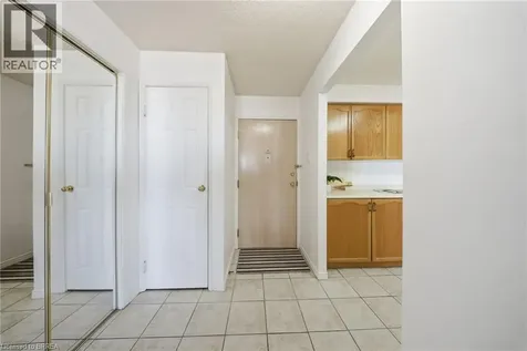 9 Bonheur Court Brantford ON N3P 1Z5