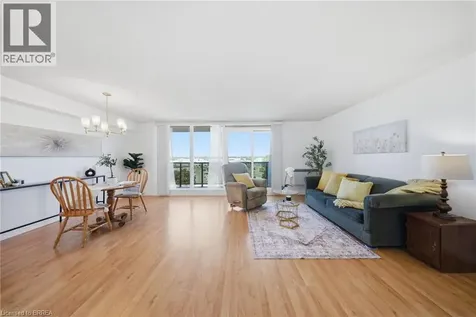 9 Bonheur Court Brantford ON N3P 1Z5