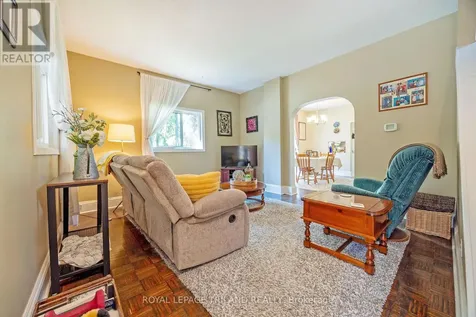 29 Oliver Street St. Thomas ON N5R 3X3