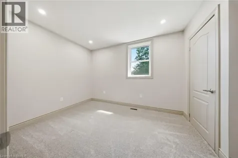 14 Bond Street Brantford ON N3R 4G5