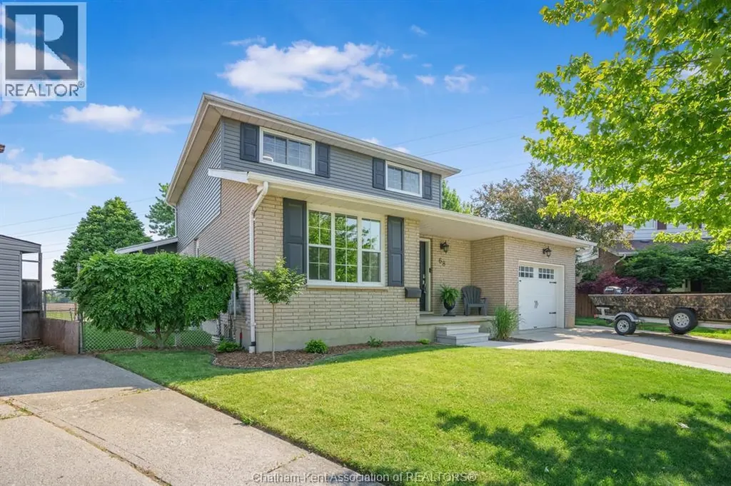 68 Goldpark Road Chatham ON N7L 4Y1