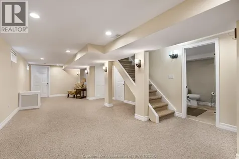 68 Goldpark Road Chatham ON N7L 4Y1