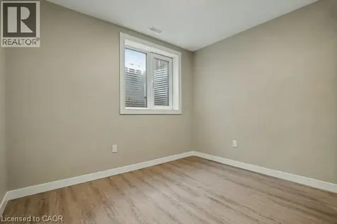 172 Kehl Street Kitchener ON N2M 3V2