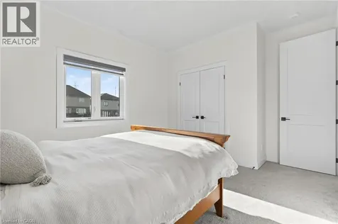 296 Raspberry Place Waterloo ON N2V 0H3