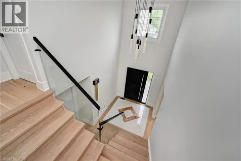 352 Stephanie Drive Guelph ON N1K 1R3