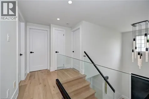 352 Stephanie Drive Guelph ON N1K 1R3