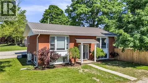 561 17th Avenue Hanover ON N4N 3S3