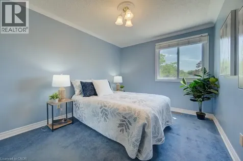 16 Sugar Maple Place Kitchener ON N2N 1Y3
