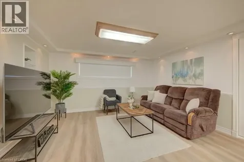 16 Sugar Maple Place Kitchener ON N2N 1Y3