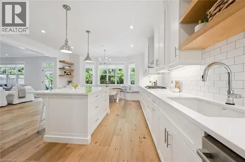 118 Eaglecrest Street Kitchener ON N2K 0C4