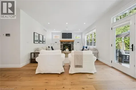 118 Eaglecrest Street Kitchener ON N2K 0C4