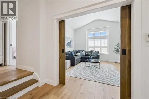 118 Eaglecrest Street Kitchener ON N2K 0C4