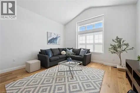 118 Eaglecrest Street Kitchener ON N2K 0C4