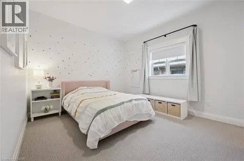 118 Eaglecrest Street Kitchener ON N2K 0C4
