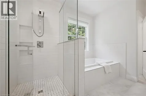118 Eaglecrest Street Kitchener ON N2K 0C4