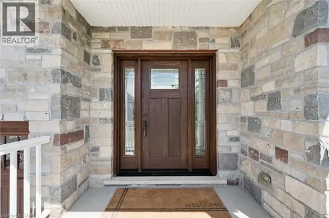 118 Eaglecrest Street Kitchener ON N2K 0C4
