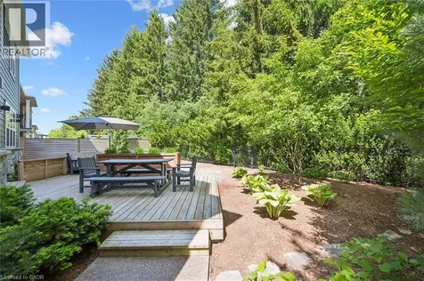 118 Eaglecrest Street Kitchener ON N2K 0C4