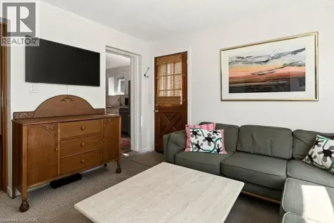 66 Edgemont Street South Hamilton ON L8K 2H5