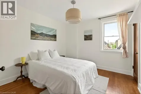66 Edgemont Street South Hamilton ON L8K 2H5