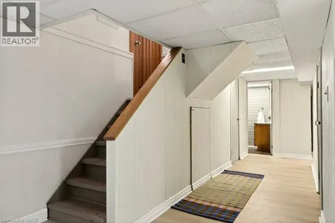 66 Edgemont Street South Hamilton ON L8K 2H5
