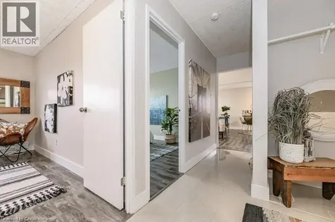75 Hazelglen Drive Kitchener ON N2M 2E2