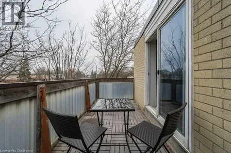 75 Hazelglen Drive Kitchener ON N2M 2E2