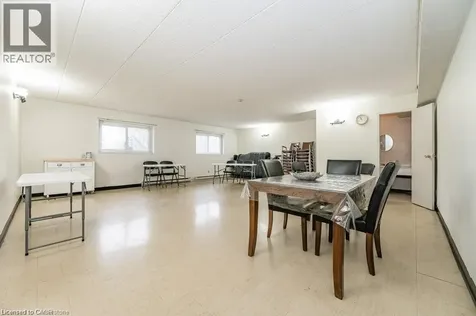 75 Hazelglen Drive Kitchener ON N2M 2E2