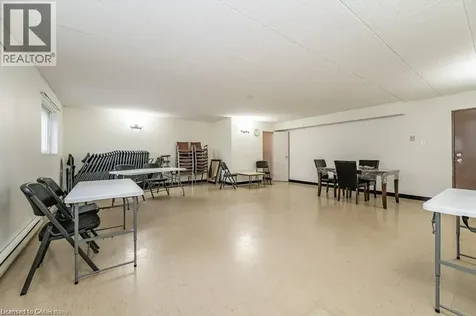 75 Hazelglen Drive Kitchener ON N2M 2E2