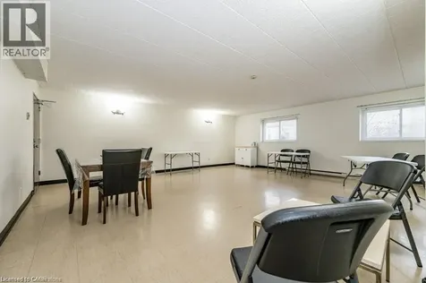 75 Hazelglen Drive Kitchener ON N2M 2E2