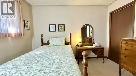 63 Lee Avenue Simcoe ON N3Y 5B7
