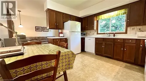 63 Lee Avenue Simcoe ON N3Y 5B7
