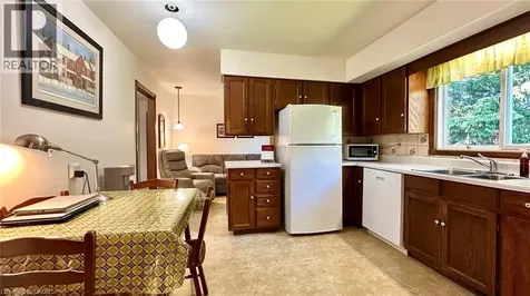 63 Lee Avenue Simcoe ON N3Y 5B7