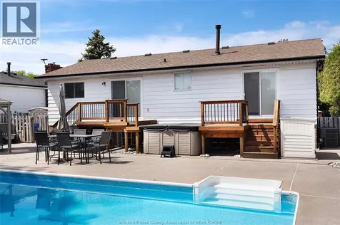 254 Terra Lou Drive Belle River ON N8L 0L7