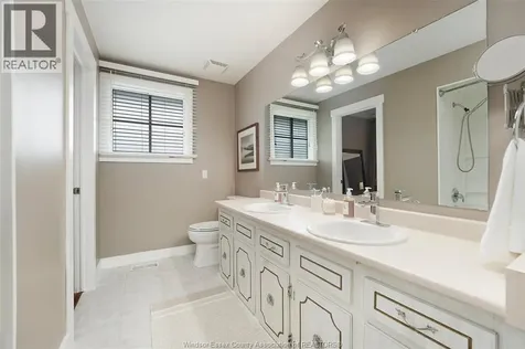254 Terra Lou Drive Belle River ON N8L 0L7